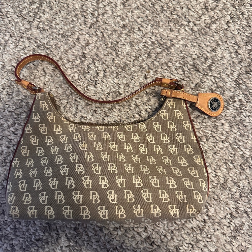 🚨SOLD🚨 Vintage Dooney & Bourke